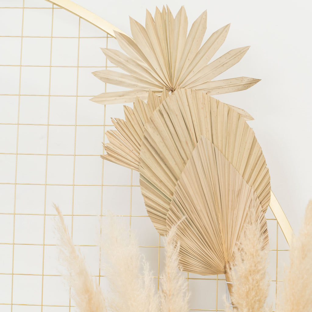 Round Mesh Arch - Gold