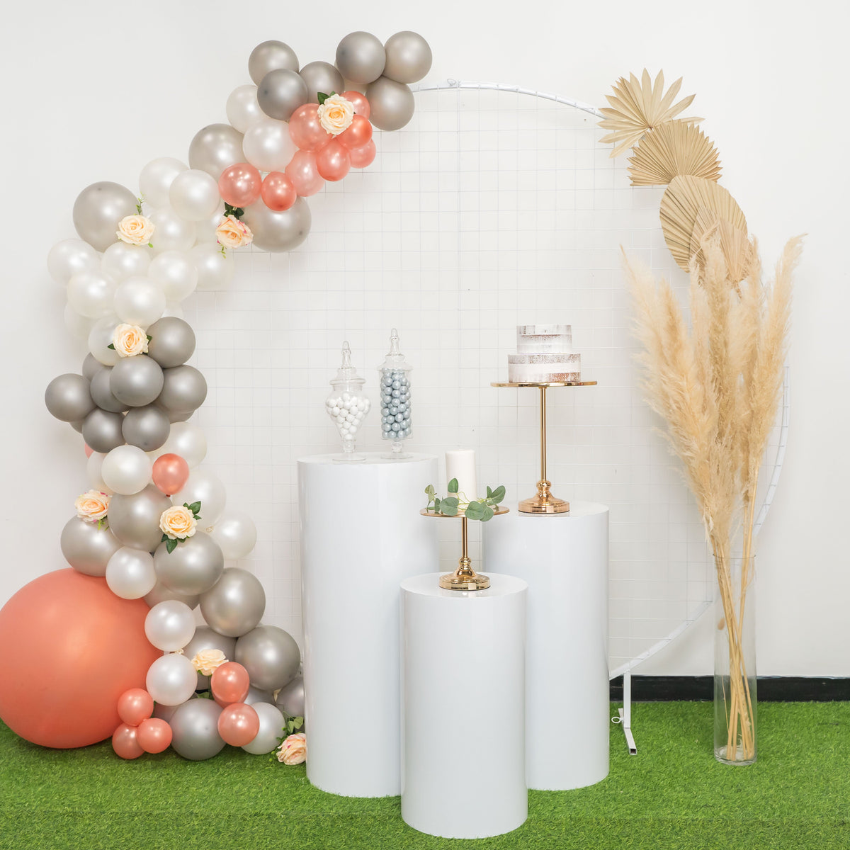 Round Mesh Arch - White
