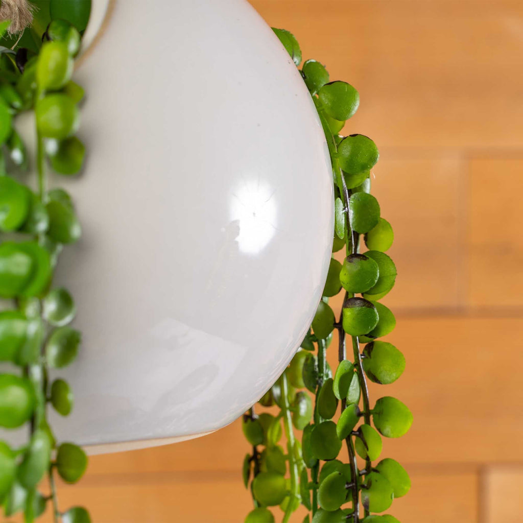 Faux String of Pearls Pick