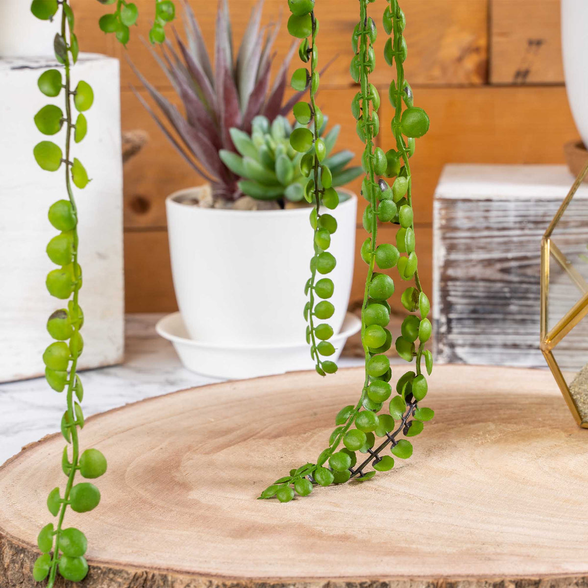 Faux String of Pearls Pick