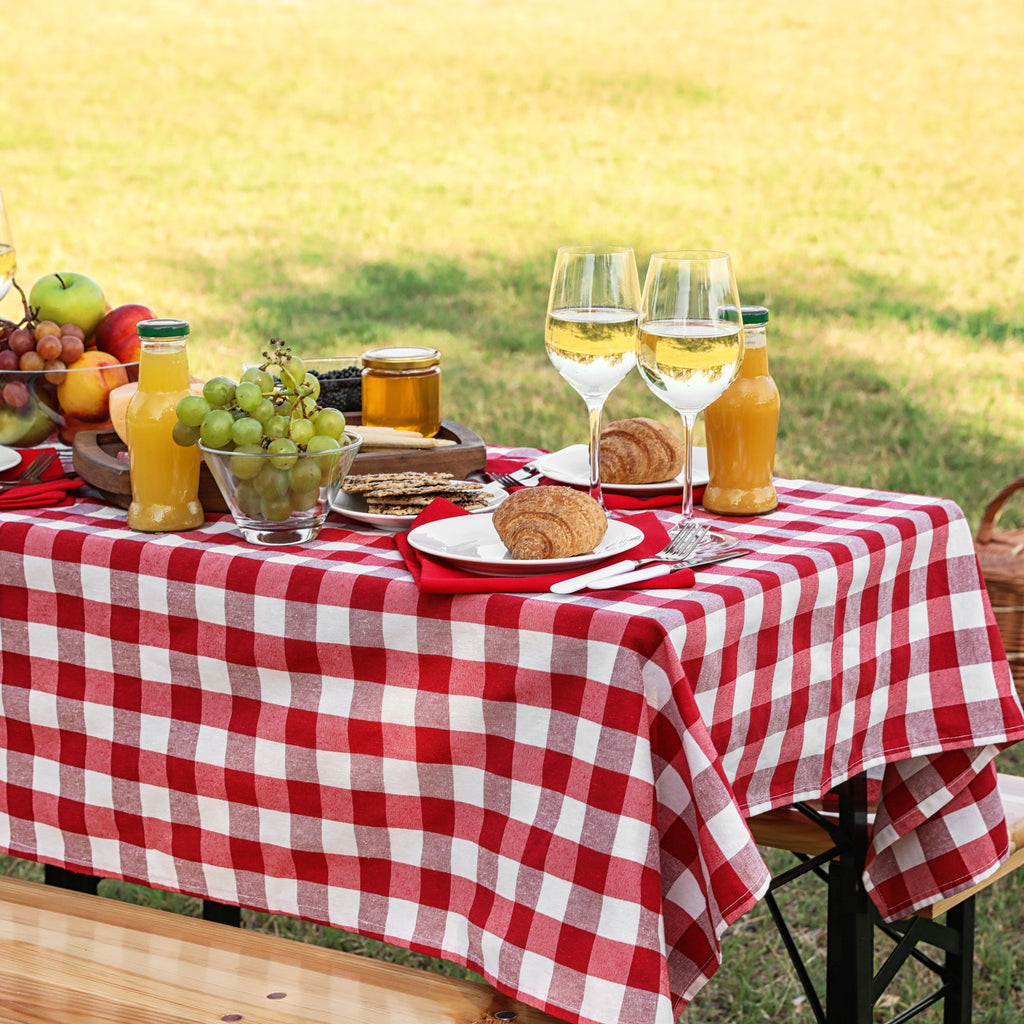 Rectangle Buffalo Plaid Tablecloth - Red & White - 60"W x 126"