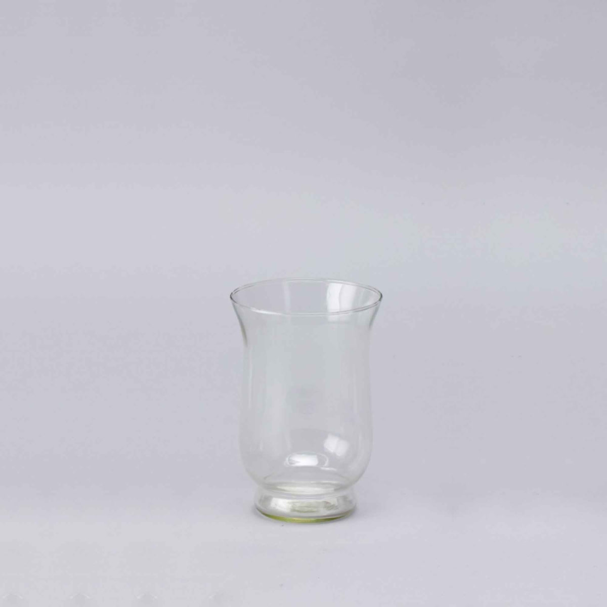 Economy Hurricane Vase